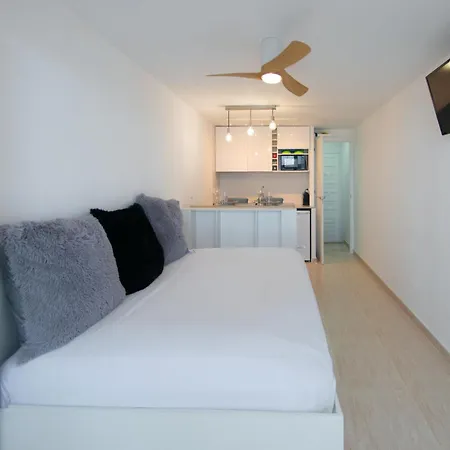 Welcs Estudio 321 Pda Con Vista Al Mar * بلاتجا ذارو